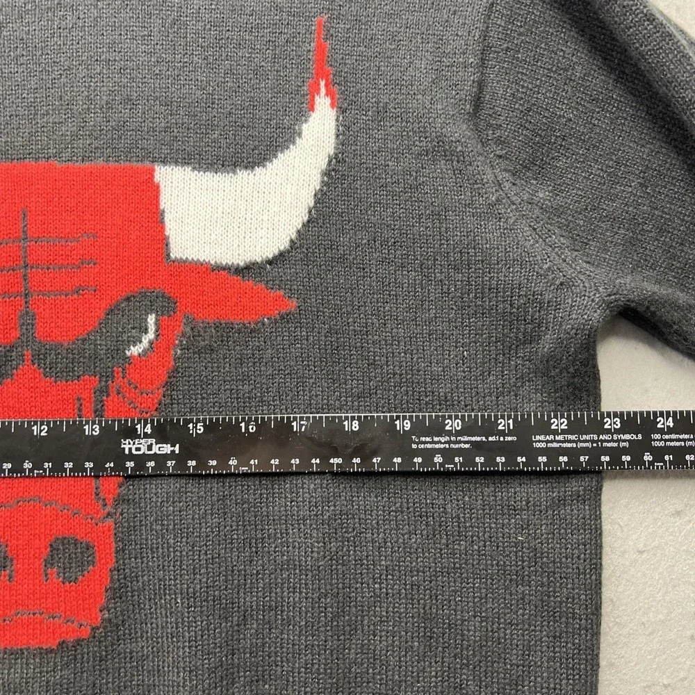 Chicago Bulls NBA Sweater Mens By Ultra Game Size M Black Crewneck